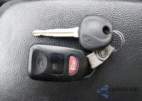 2013 Hyundai Elantra Limited from USA, damaged, VIN KMHDH4AE1DU722423